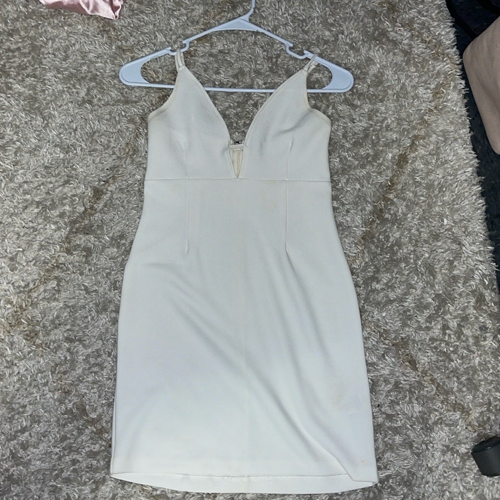 Off White Mini dress. Size S . Abecombie &. Fitch